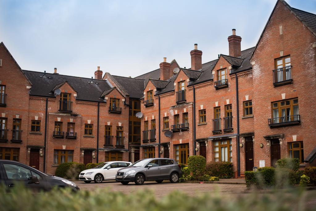 Big Fish Homes - The Cloisters Belfast Kültér fotó